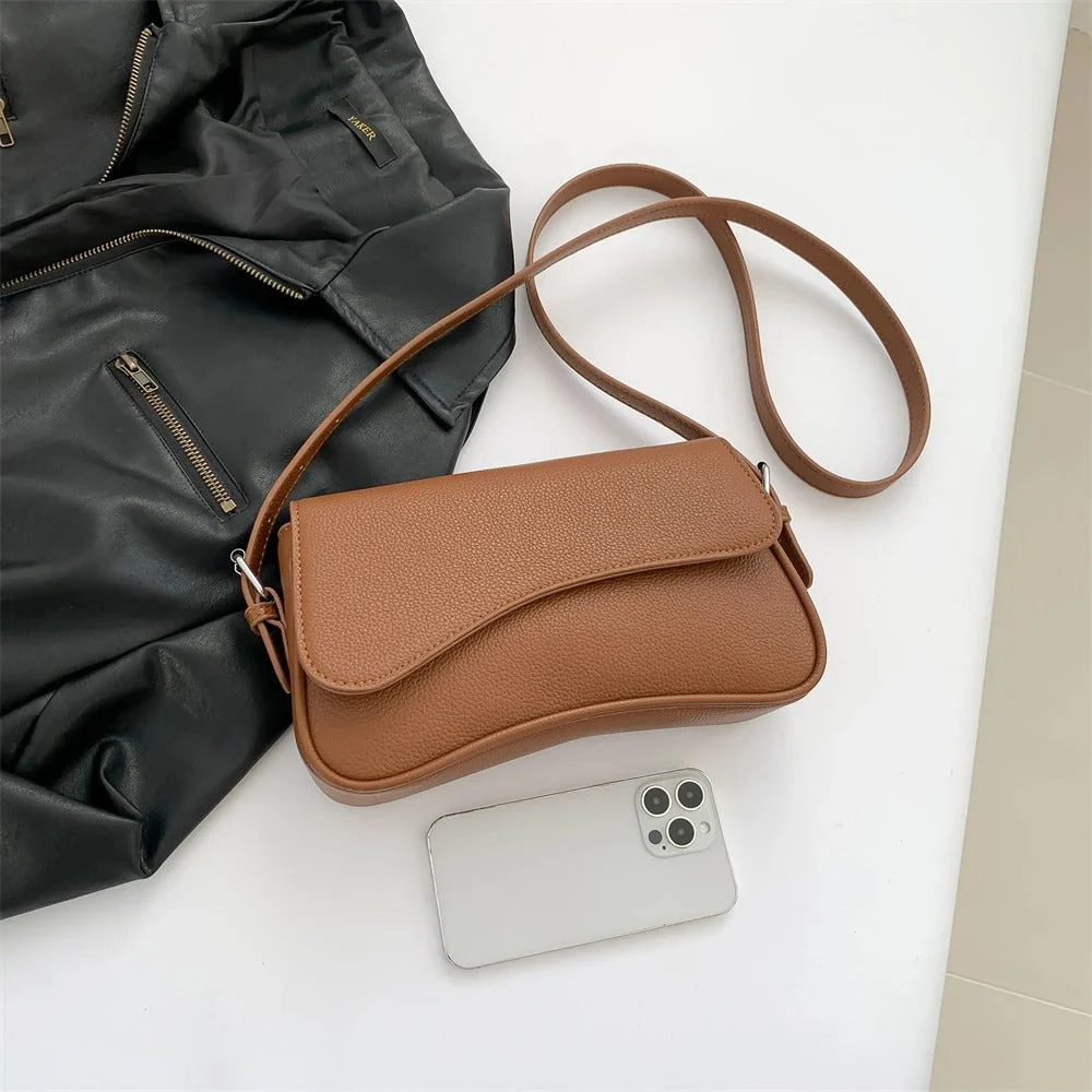 Celestia Curve Baguette Shoulder Bag - Image 4