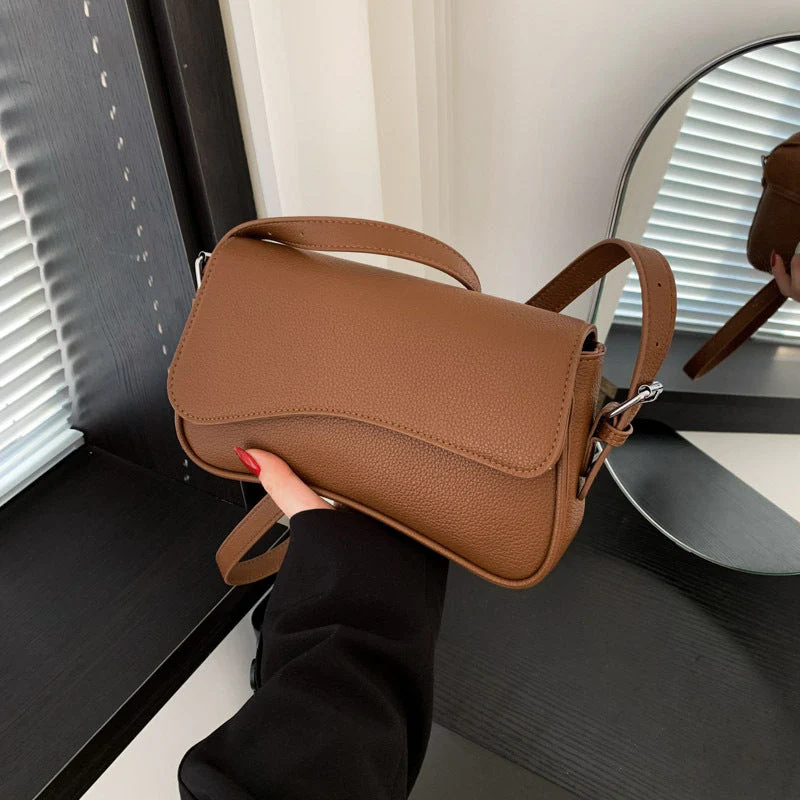 Celestia Curve Baguette Shoulder Bag - Image 5