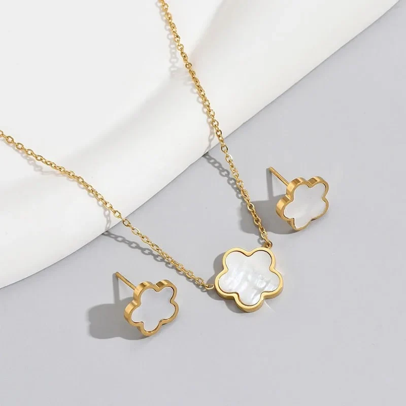 Elegant Five Leaf Clover Necklace & Earrings Set - Luxury Jewelry Set - Image 3