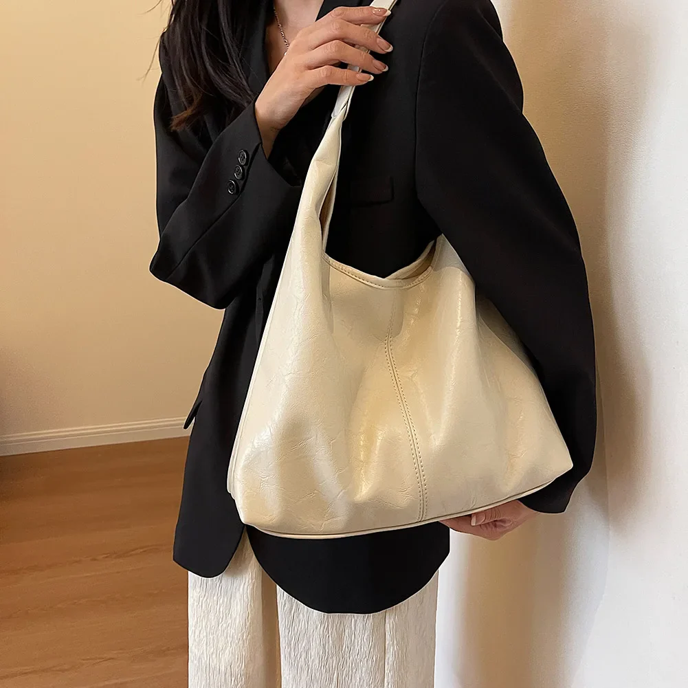 Luxe Waterproof Handbag – Elegant and Functional - Image 2