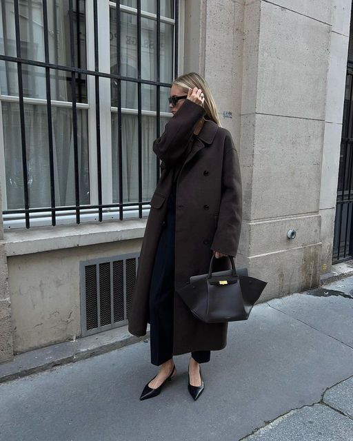 Manhattan Muse Vegan Leather Handbag - Image 11