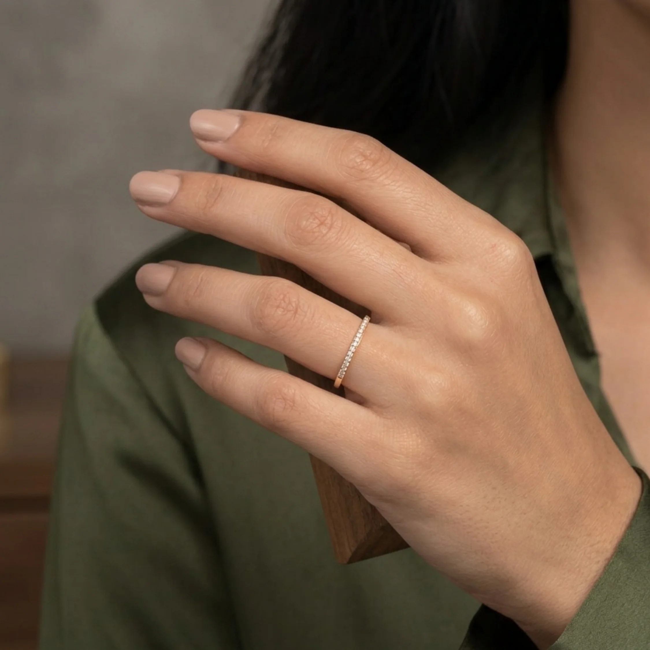Zoe Glittering Horizon Ring - Image 3
